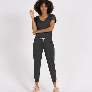 Vuori All Day Jumpsuit - Charcoal Heather